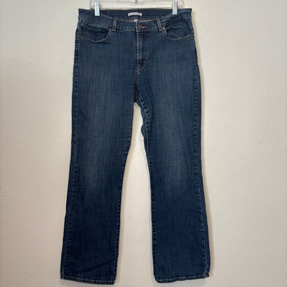 Levi's Classic Boot Sz 14M Silver Thread Embroidered Pockets Dark Wash 32x32‎